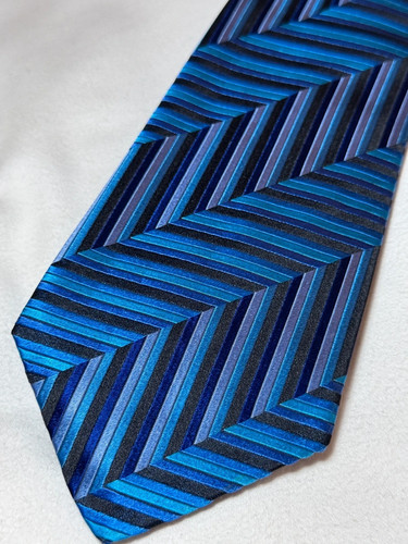 Duchamp blue herringbone silk - blue,